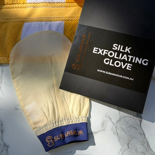 SILK EXFOLIATING GLOVE